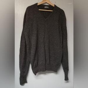Lord & Taylor Men's V Neck Sweater Virgin Wool Sz L